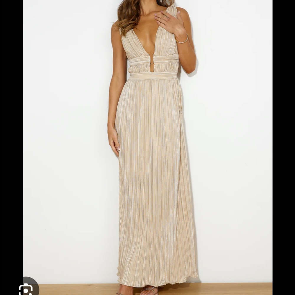 PLISSE MAGIC MAXI DRESS